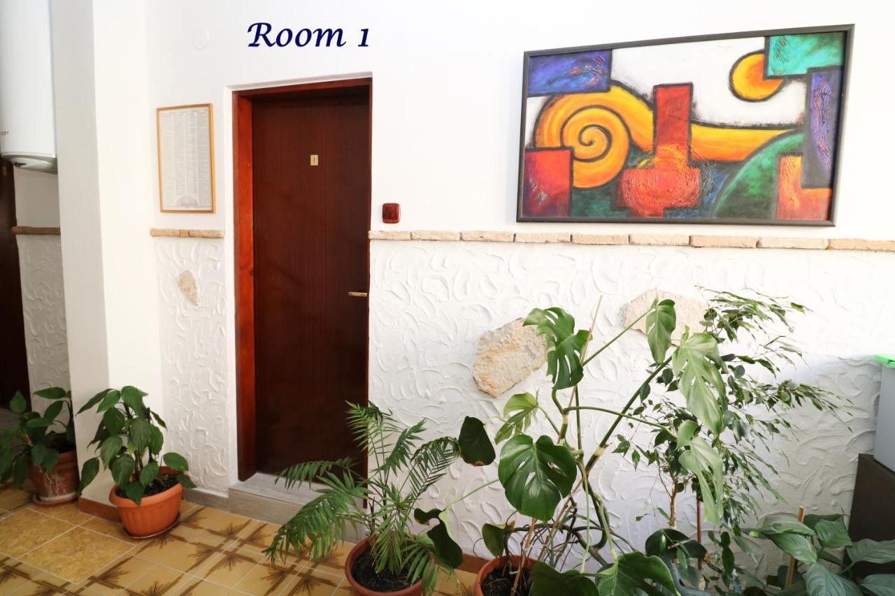 Old Town Rooms And Apartment Poreč Zewnętrze zdjęcie